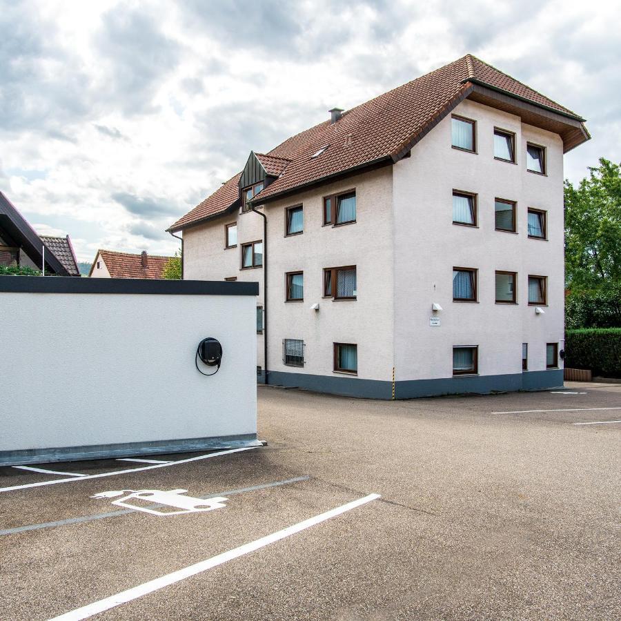 Hotel Restaurant Lamm Hebsack Remshalden Exterior photo