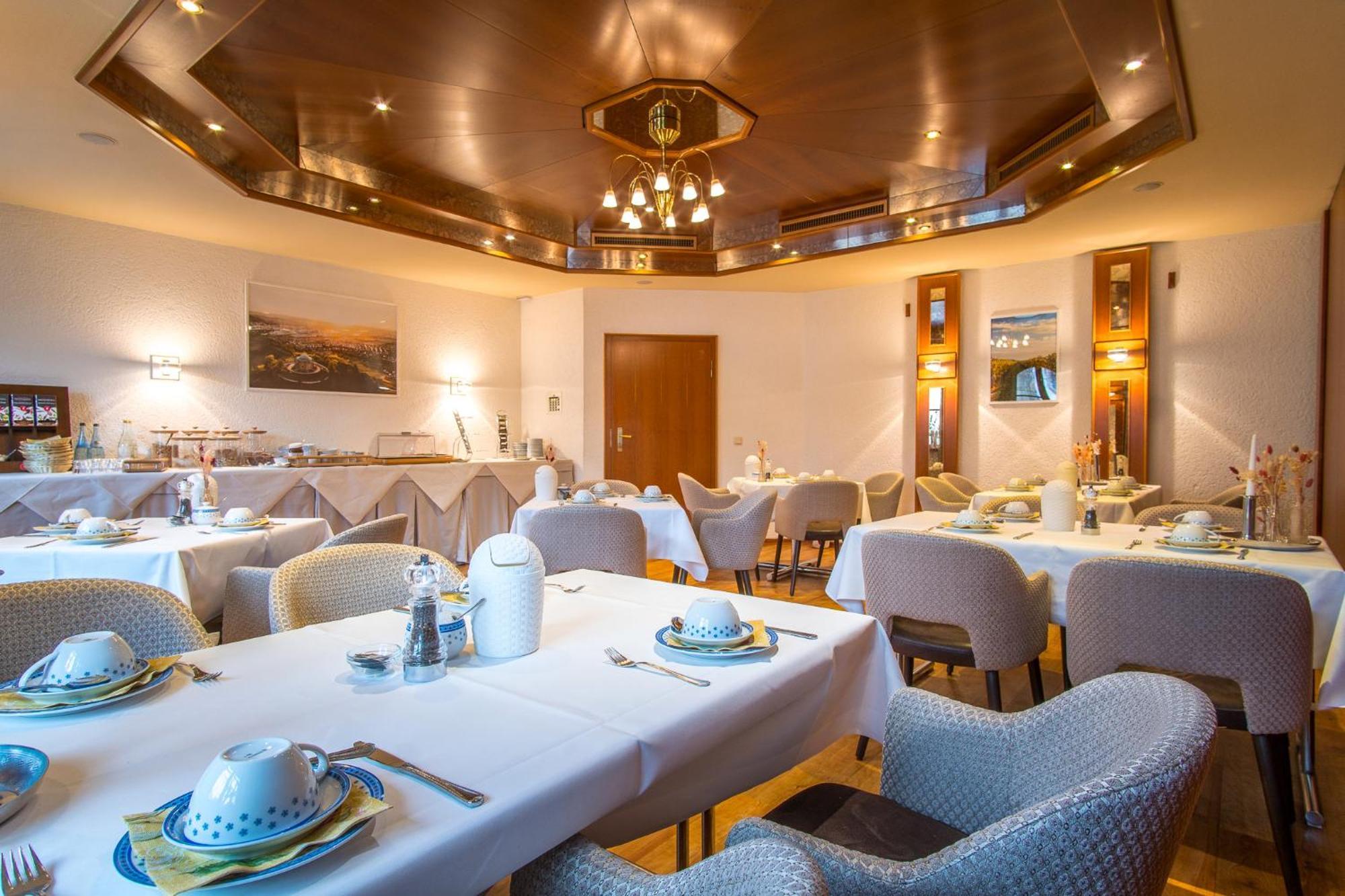 Hotel Restaurant Lamm Hebsack Remshalden Exterior photo